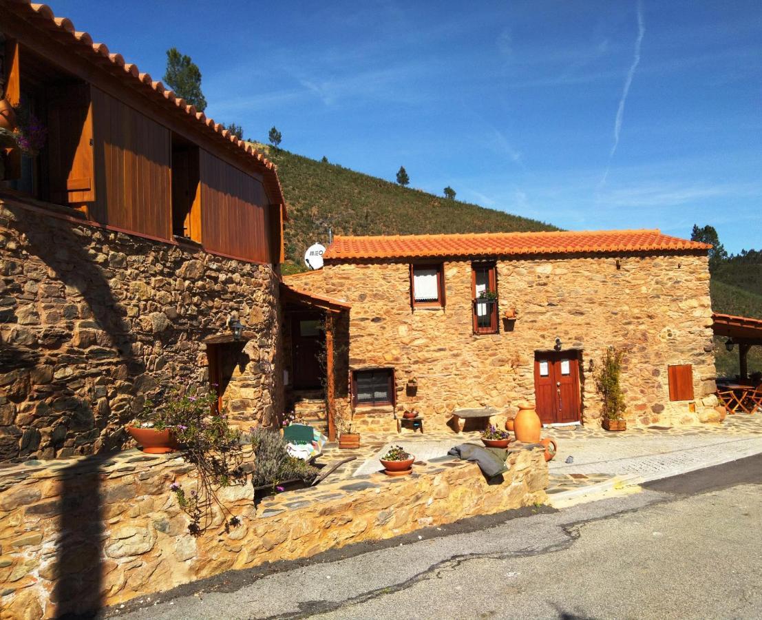 Refugio Do Raposo/Casa Deneb Villa Montes da Senhora Bagian luar foto